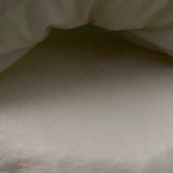 FurHaven Microvelvet Snuggery Cooling Memory Foam Pet Bed for Dogs & Cats 25" - Picture 5 of 6